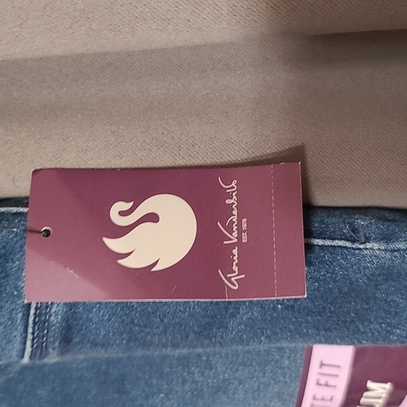 NWT Gloria Vanderbilt Jeans Sadie Slim Comfort Stretch Denim Womens Sz 20W Short - Picture 3 of 9